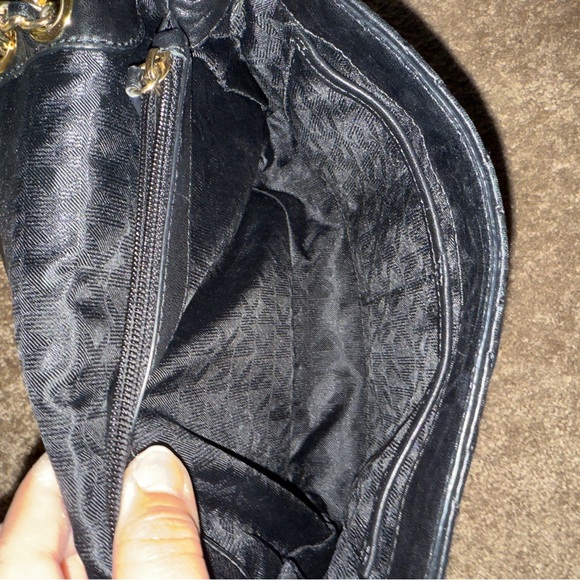 Michael Kors Black Quilted Shoulder Bag - Picture 9 of 9